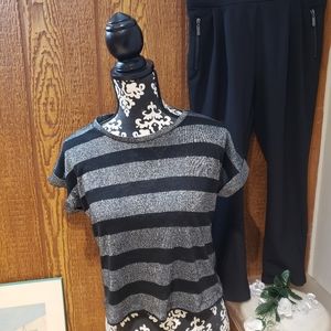 2/'piece set , Short sleave top/w/ Capris